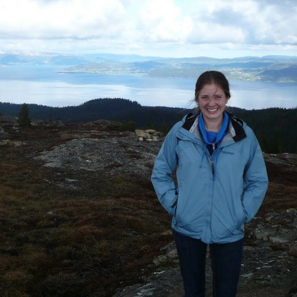 Meet your Posher, Kate - Picture 1 of 1